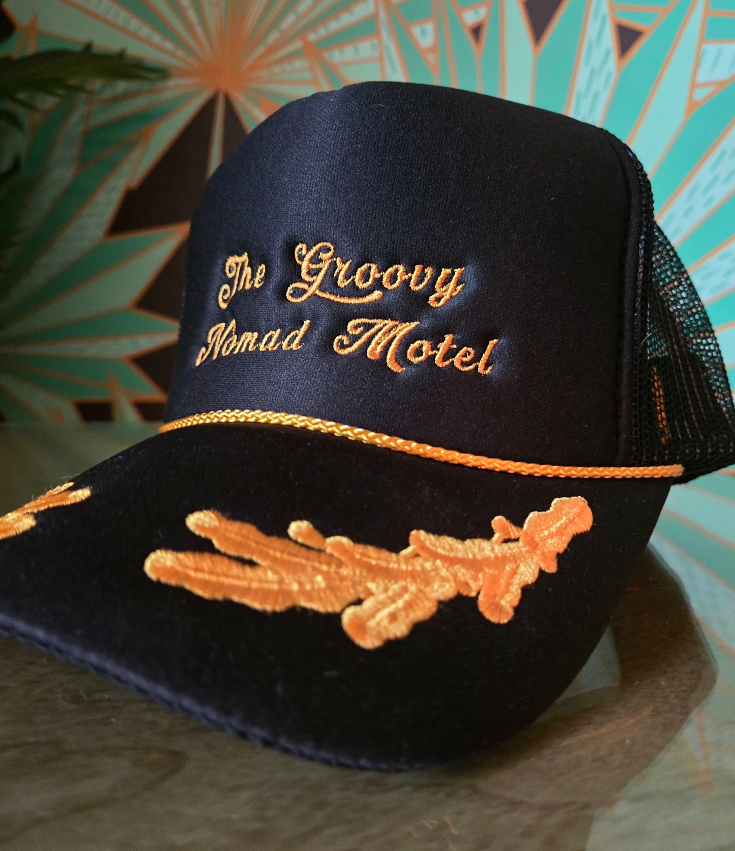 GOLD WING GROOVY TRUCKER HAT